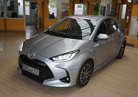 Toyota Yaris Hybrid 5-Türer 1.5 VVT-i Team Deutschland NAVI, Ga