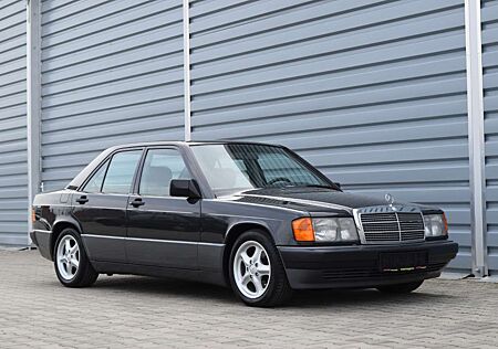 Mercedes-Benz 190 E Automatik * Velours/Klima/TOP-Zustand/Becker