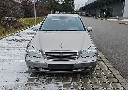 Mercedes-Benz C 200 Kompressor (203.042)