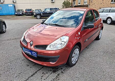 Renault Clio 3-Türer 1.2 16V Edition Dynamique