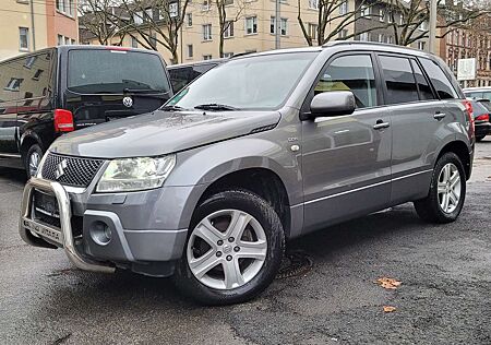 Suzuki Grand Vitara 1.9 DDIS 4x4*Leder*Navi*Xen*17"*S-Dach*Keyless*AHK
