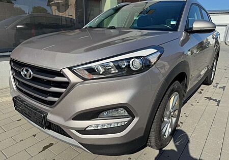 Hyundai Tucson Style 4WD Klima Automatik Navi AHK