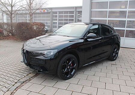 Alfa Romeo Stelvio Competizione Q4 Werksgarantie 08-27 PANO