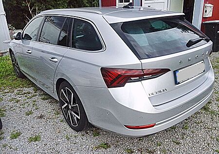 Skoda Octavia First Edition Hybrid /Top-Optik/scheckh./ v.Privat