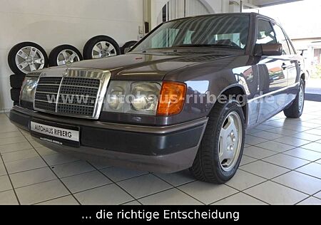 Mercedes-Benz E 200 D Automatik AHK/LM/Schiebedach elekt./eFH