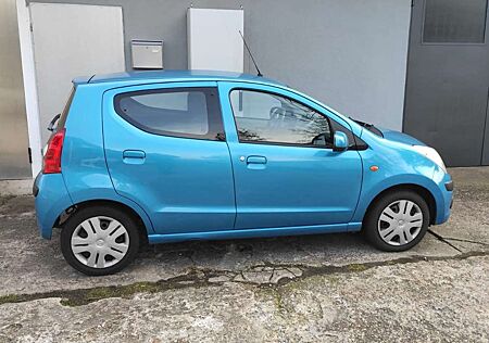 Nissan Pixo 1.0 more