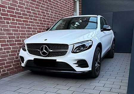 Mercedes-Benz GLC 250 Coupe 4Matic 9G-TRONIC AMG Line