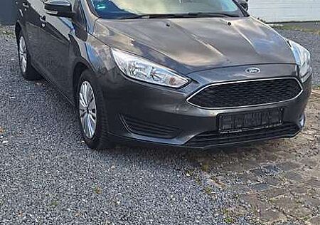 Ford Focus Turnier Trend/ Zahnriemen neu