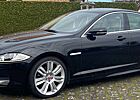 Jaguar XF 3.0 V6-S Diesel 20 Zoll Sportversion TOP