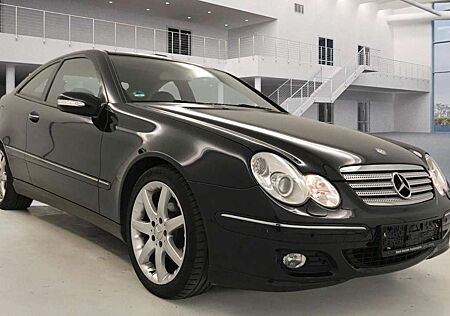 Mercedes-Benz CL 200 K. Sportcoupe/Evolution/Panorama/1.Hand