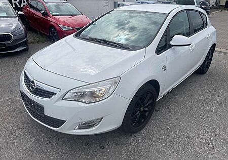 Opel Astra J Lim. 5-trg. 150 Jahre /Euro5