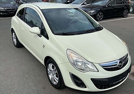 Opel Corsa D Satellite
