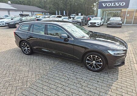 Volvo V60 Kombi Momentum D3