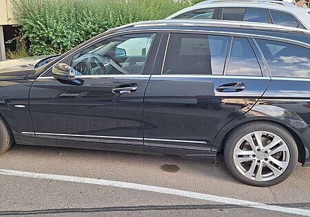 Mercedes-Benz C 220 T CDI DPF (BlueEFFICIENCY) 7G-TRONIC Avantgarde
