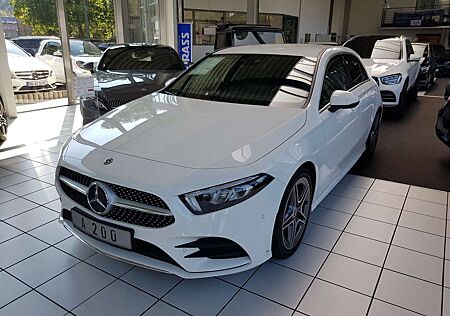 Mercedes-Benz A 200 AMG AUTOMATIK LED PTS SHZ NAVI