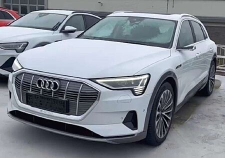 Audi e-tron 50 quattro advanced