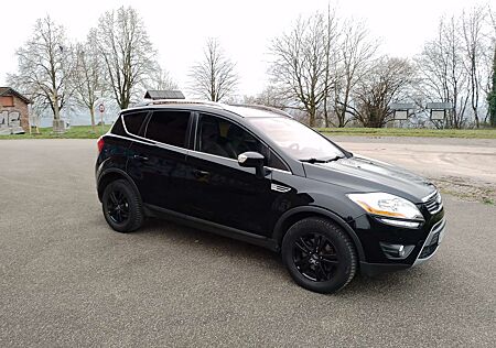 Ford Kuga S 2.0 TDCi 4x4 Plus Editionsmodell