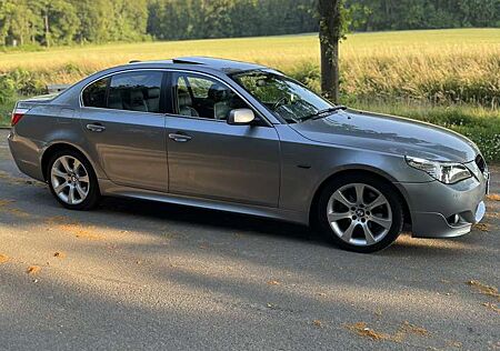BMW 523i 523