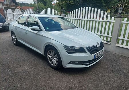 Skoda Superb 2.0 TDI Style