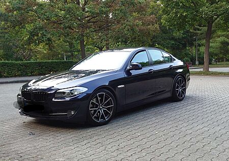 BMW 528i 528 Aut.