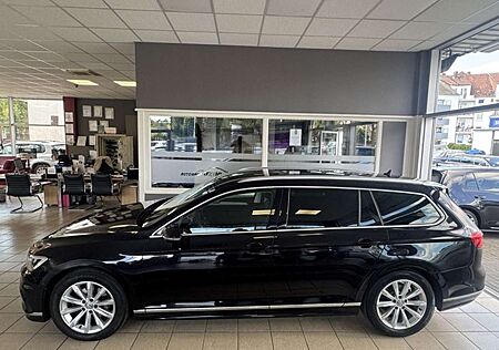 VW Passat Variant Volkswagen HL R-Line DSG Alcantara LED ACC
