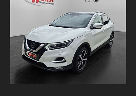 Nissan Qashqai Tekna 1.3 DIG-T Anhängekupplung 8 Fach bereift