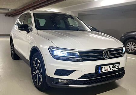 VW Tiguan Volkswagen 2.0 TSI 4Motion (BlueMotion Technology) DSG