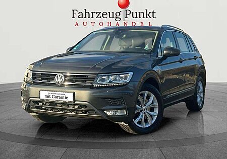 VW Tiguan Volkswagen 2.0 Highline 4Motion,1. Hand, V-Leder, CarPlay,ACC