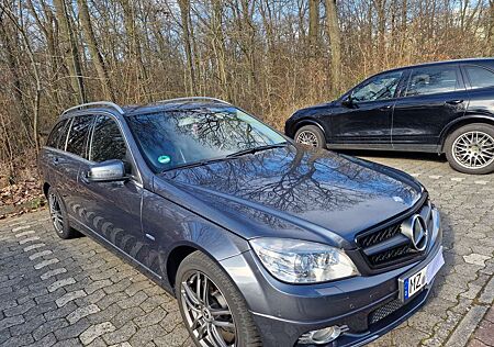 Mercedes-Benz C 200 CDI DPF BlueEFFICIENCY Es ist möglich, das Auto zu