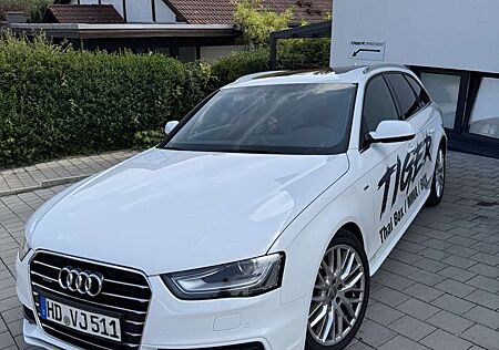 Audi A4 Avant 3.0 TDI DPF quattro S tronic line Sportpaket