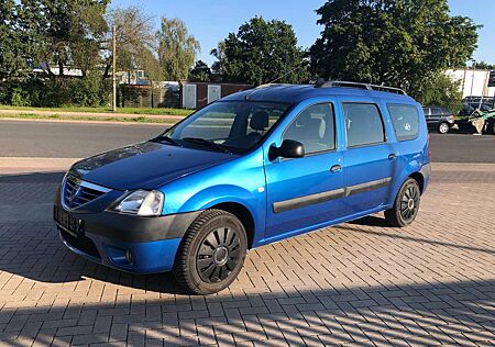 Dacia Logan Laureate 7-Sitzer AHK *Klima*