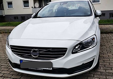 Volvo V60 Linje Svart