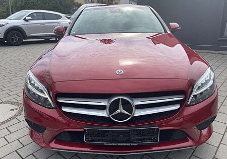 Mercedes-Benz C 180 CGI