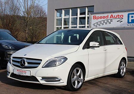 Mercedes-Benz B 200 Automat/SPORT-PAKET/Bi-XENON/KAMERA/1.HAND