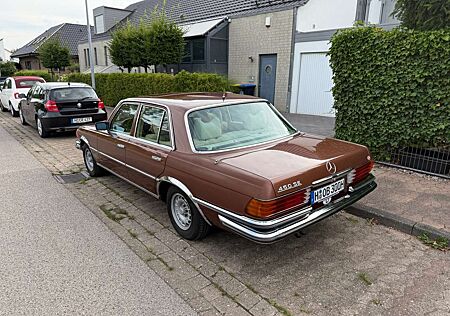 Mercedes-Benz 450 SE