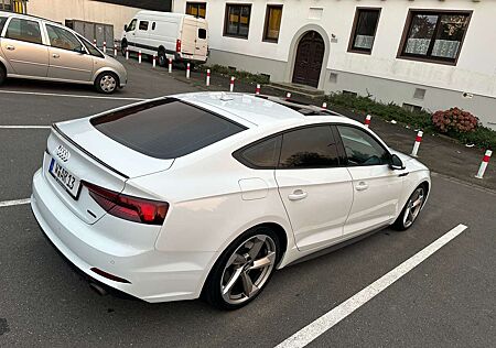 Audi A5 S Line quattro sport