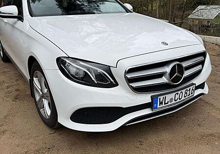 Mercedes-Benz E 220 d T 9G-TRONIC