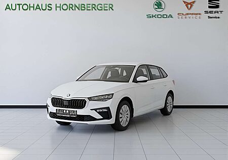 Skoda Scala Essence 1.0TSI 116PS AHK LED PDC Tempomat CarPlay