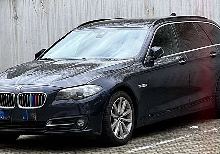 BMW 530d 530 xDrive Touring Sport-Aut.