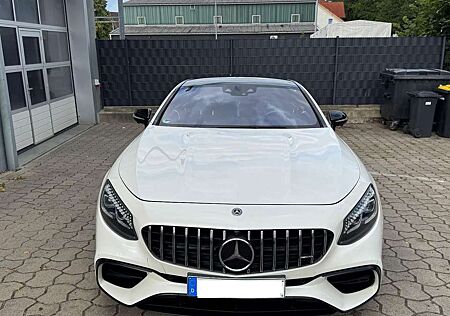 Mercedes-Benz S 63 AMG 4Matic+ Swarovski/2Hand/Scheckheft/deut