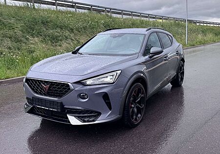 Cupra Formentor VZ e-Hybrid DCC 19" ACC+ Nav App DAB+