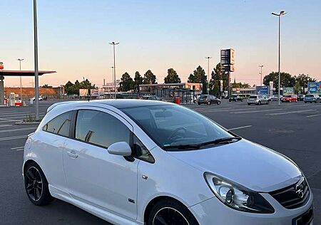 Opel Corsa Opc Line 1.2 Twinport , PDC, Klima
