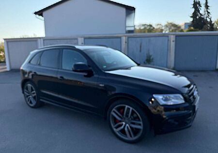 Audi SQ5 3.0 TDI quattro tiptronic PANO, Standheizung , Navi, Voll.