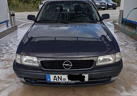 Opel Astra F 16V 101PS