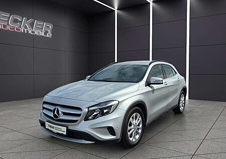 Mercedes-Benz GLA 200 Style *Leder*Szhzg.*Kamera*