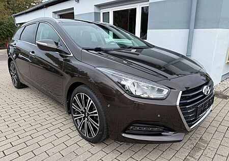 Hyundai i40 gebraucht kaufen Hyundai i40 cw Aut. Premium Vollausstattung 93tkm