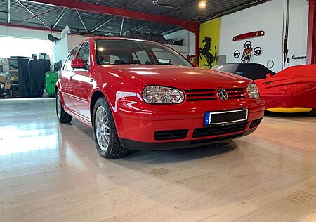 VW Golf GTI Volkswagen 1.8 Turbo 1. Hand Besitzer aus 1930