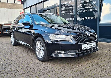 Skoda Superb Combi Premium Edition - PANO - ASSISTS