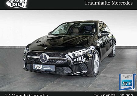 Mercedes-Benz A 180 d 7G-DCT *R-KAMERA*AMBIENTE*LED*