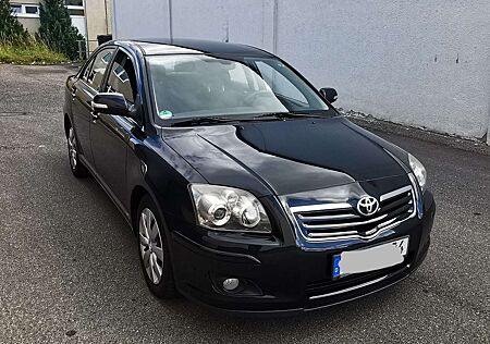 Toyota Avensis 1.8 VVT-i Travel